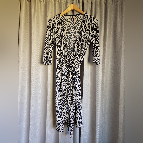 Navy and Cream Midi Wrap Dress - Picture 1 of 4